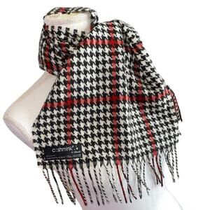 V Fraas Cashmink Houndstooth Holiday Acrylic Fringe Scarf Black White Red Winter